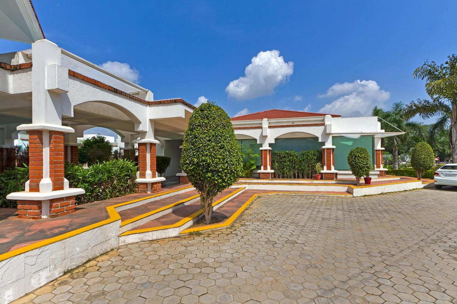 Prakruti Resort Vadódara Exteriér fotografie